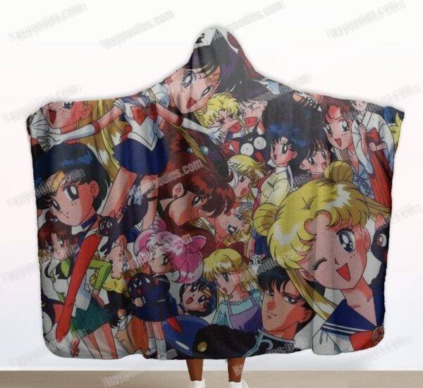 hooded-blanket-sailormoon.jpg Import placeholder for 29552
